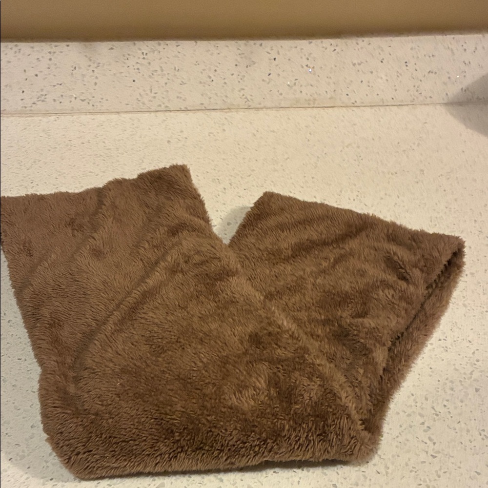 UGG Tan Ribbed Knit Scarf - Picture 6 of 6